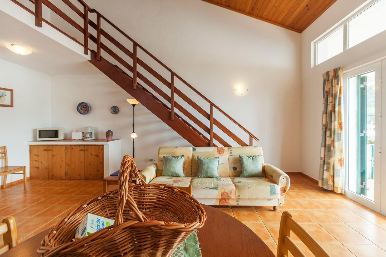 Villa Casas Do Porto à Mosteiros  Extérieur photo