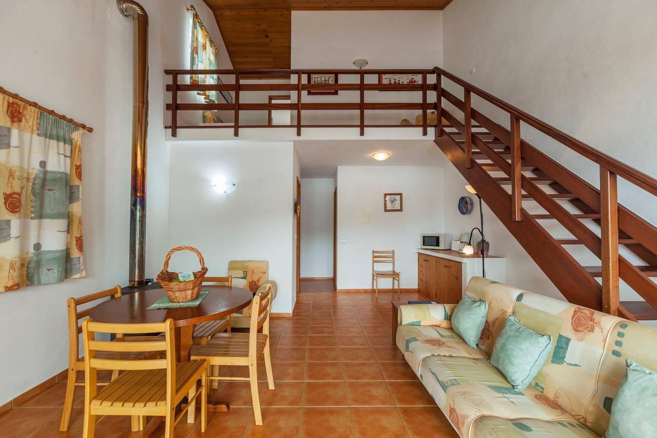 Villa Casas Do Porto à Mosteiros  Extérieur photo